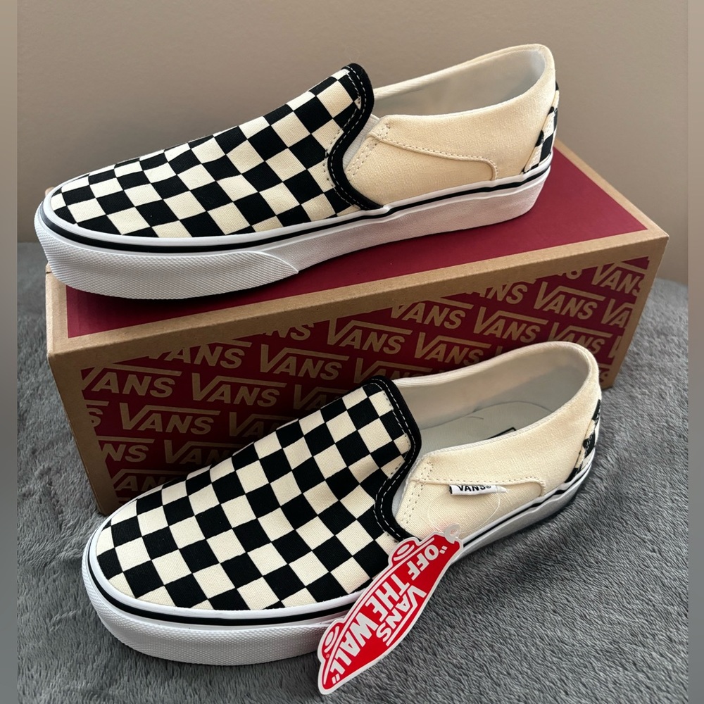 NWT Checkered vans